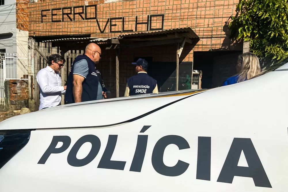 Três pessoas são presas durante operação em ferros-velhos na zona leste da Capital