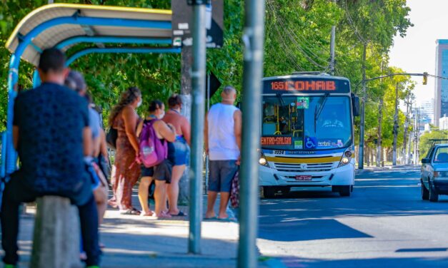 Ministro Barroso determina transporte público em nível normal nas eleições