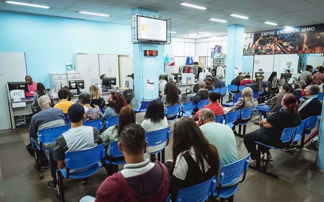Semana começa com 1.341 vagas de emprego no SINE Municipal