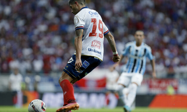 Bahia enfrenta Chapecoense e pode ultrapassar Grêmio ainda nesta rodada