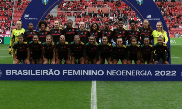 Gurias Coloradas encaram o São Paulo em busca de vaga na final do Brasileirão Feminino