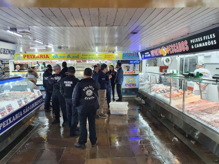 Três são presos homens em Operação no Mercado Público de Porto Alegre