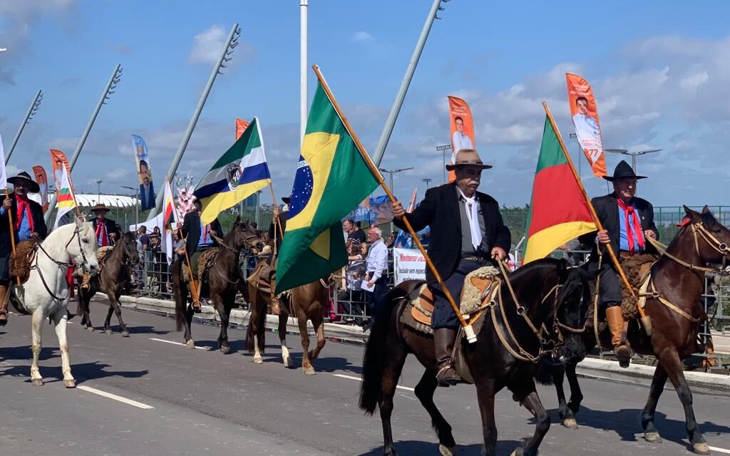 Desfile Farroupilha  – Celebração da Cultura gaúcha