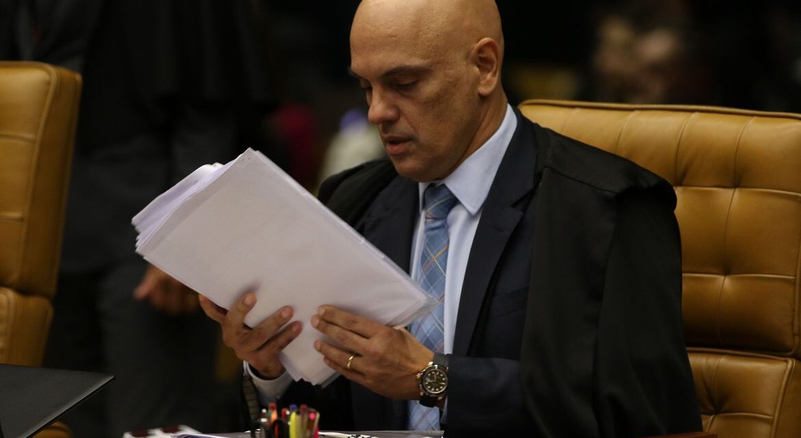 Alexandre de Moraes nega pedido da PGR de encerrar investigação contra empresários bolsonaristas