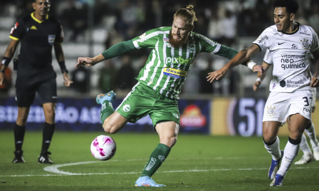 Com pior campanha como mandante, Juventude enfrenta o Atlético Goianiense no Estádio Alfredo Jaconi