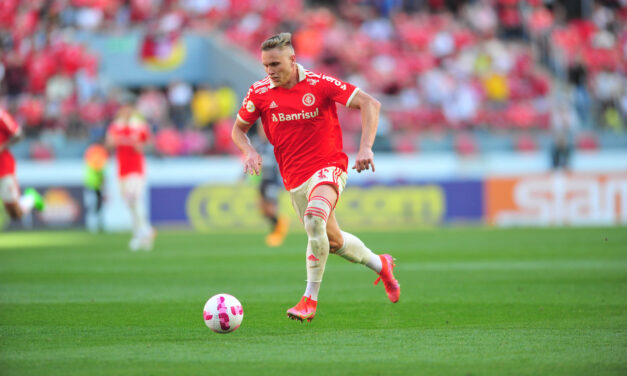 Inter anuncia renovação contratual com Alemão