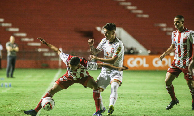 Brusque e Náutico podem ser automaticamente rebaixados nesta sexta-feira