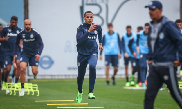 Bruno Alves revela cobrança de Renato: “um time que quer subir deve ganhar fora de casa também”