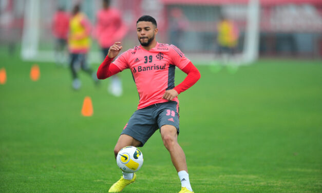 Wanderson exalta a qualidade do elenco Colorado, “o time não é formado por onze jogadores, todos são muito importantes”