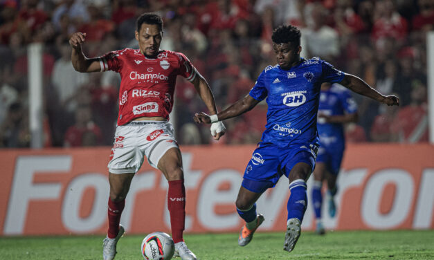 Cruzeiro fica três jogos sem vencer pela primeira vez na temporada