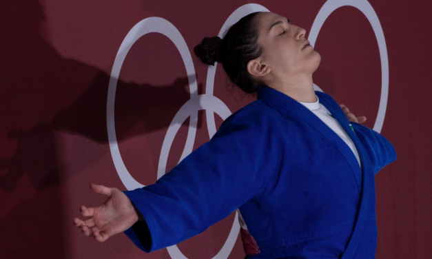 Mayra Aguiar derrota chinesa e se sagra tricampeã mundial de judô