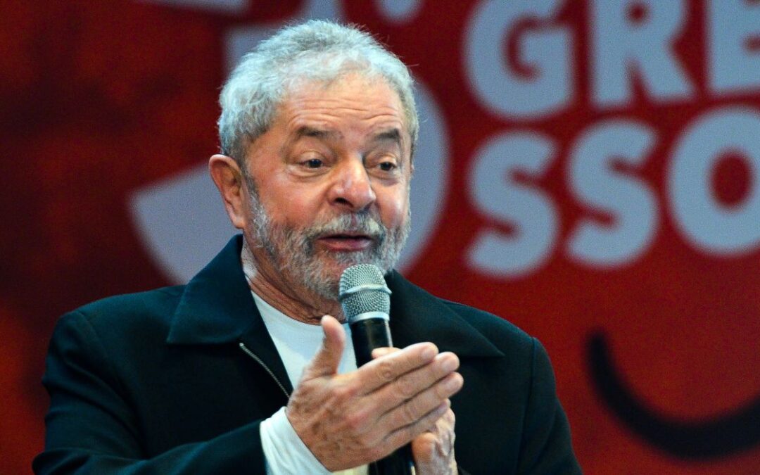 Lula promete a criação de novas universidades no Brasil