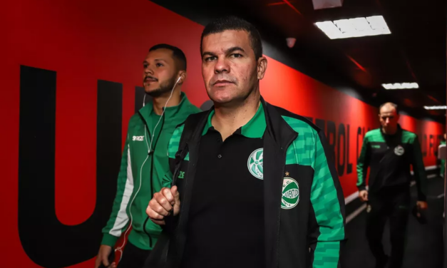 Após 16 jogos e apenas uma vitória, Umberto Louzer é demitido pelo Juventude