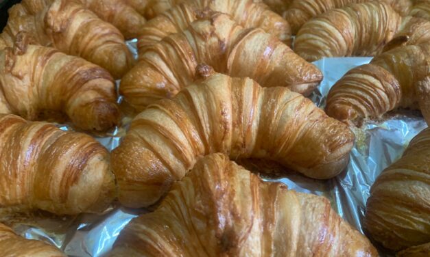 Croissant – pãozinho de massa folhada irresistível