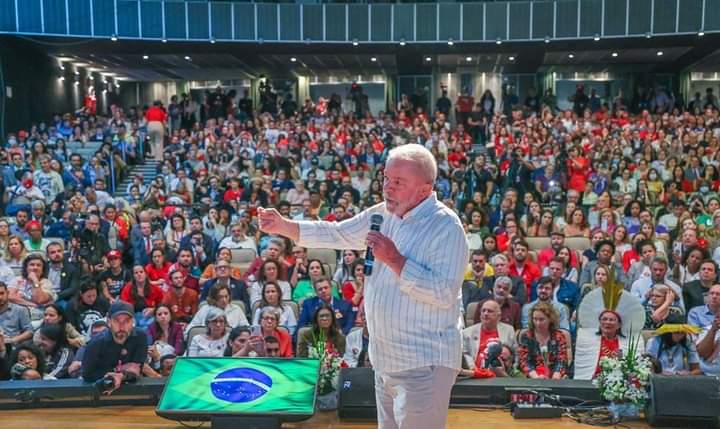 Lula quer manter Auxílio Brasil de R$ 600, caso eleito
