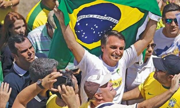 Bolsonaro pede que apoiadores busquem virar votos de amigos e parentes