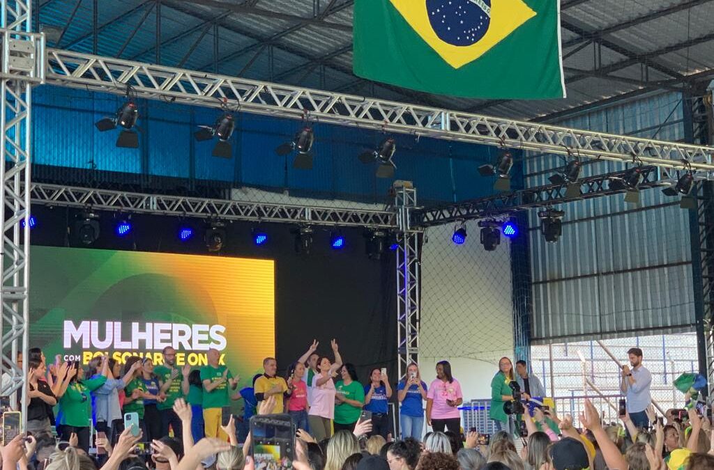 Michelle Bolsonaro e Damares Alves realizam ato no RS por voto feminino