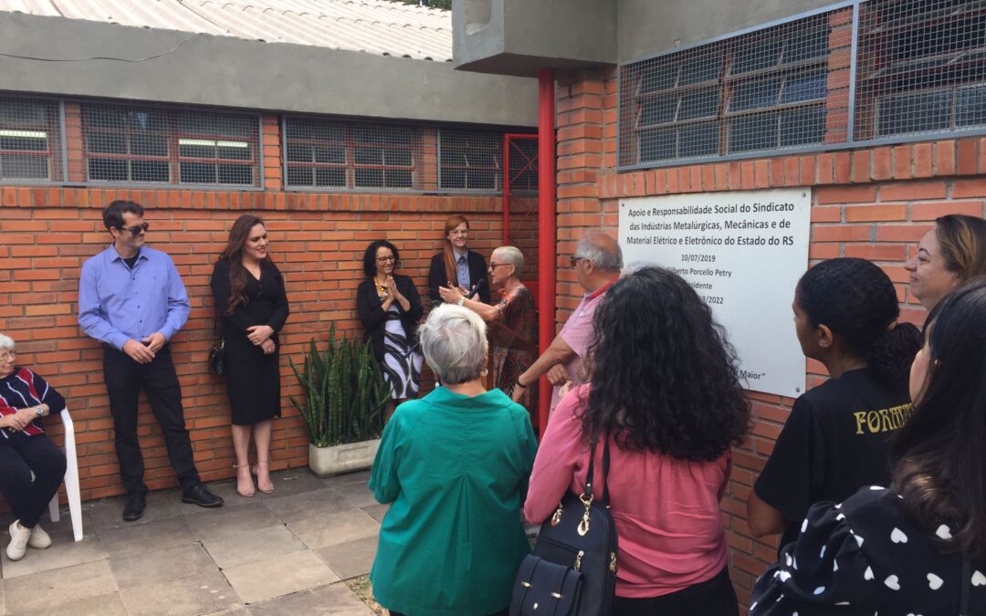 Biblioteca Pública Romano Reif é entregue à comunidade