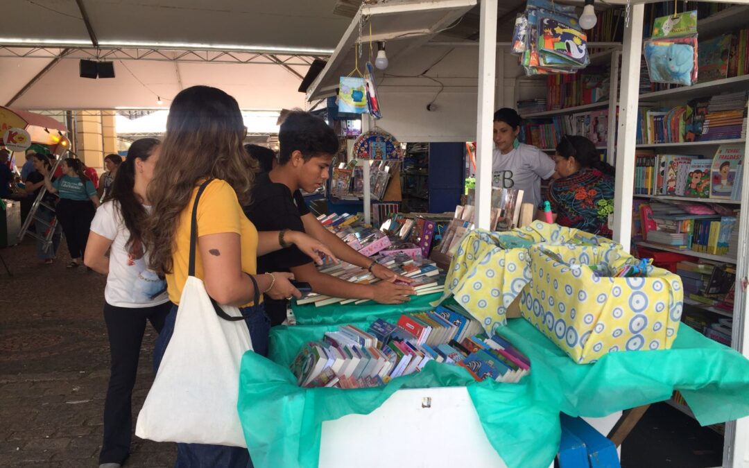Feira do Livro de Porto Alegre começa hoje com otimismo nas vendas