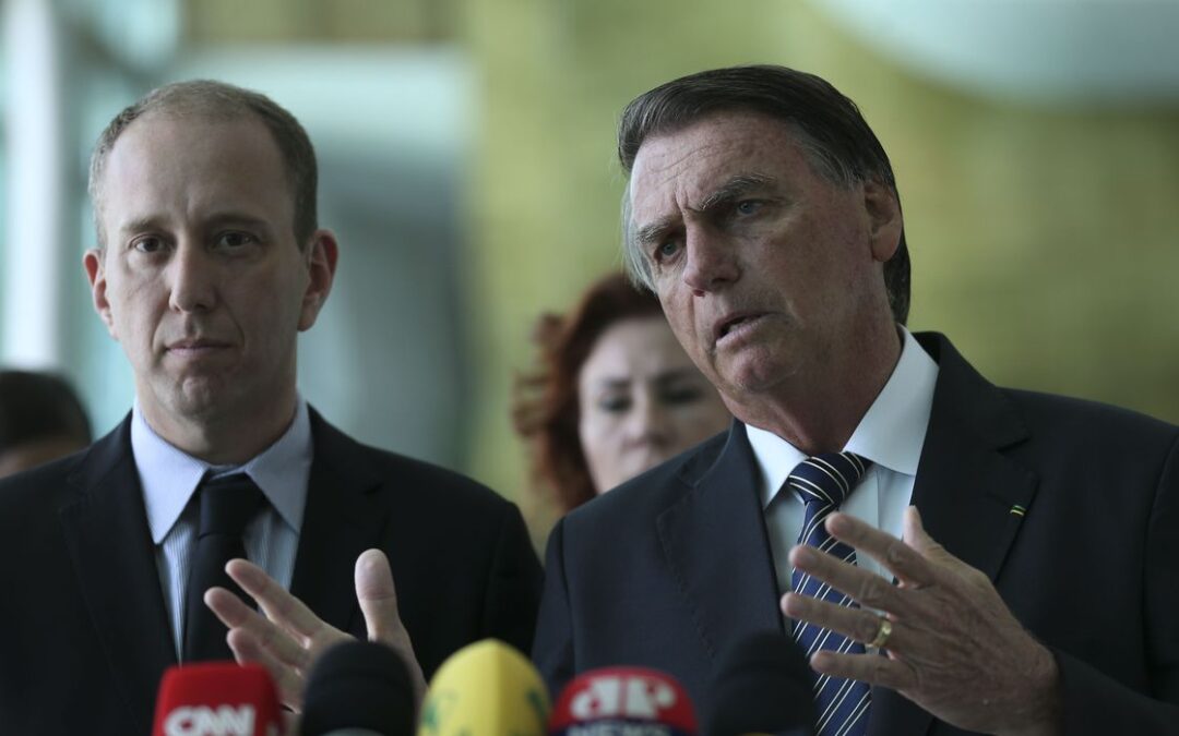 “O Brasil está arrumadinho, está pronto para decolar”, afirma Bolsonaro