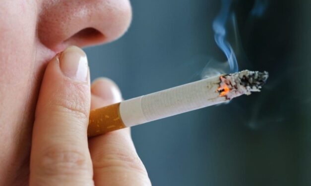 Segundo pesquisa, fumantes brasileiros consomem 11 ou mais cigarros por dia