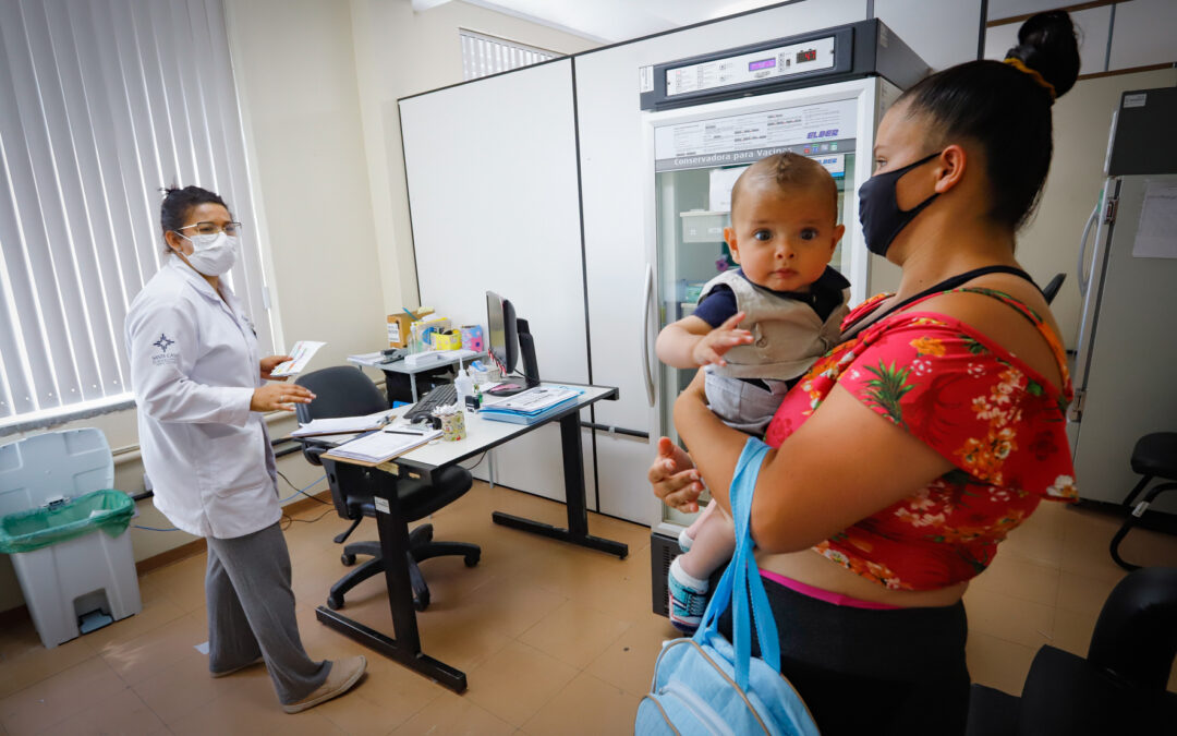 Confira os locais de vacinação contra covid-19 e gripe nesta sexta-feira (18)