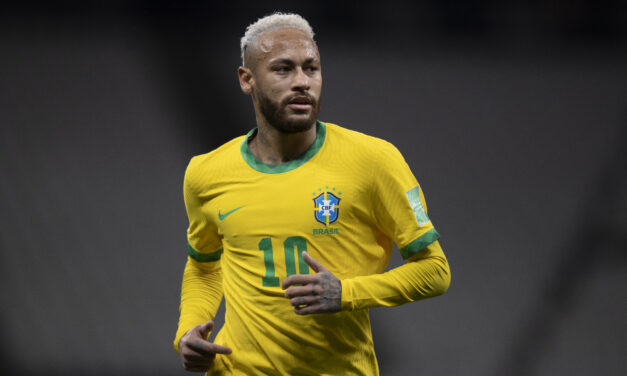 Neymar pode ultrapassar Pelé na artilharia da Seleção Brasileira