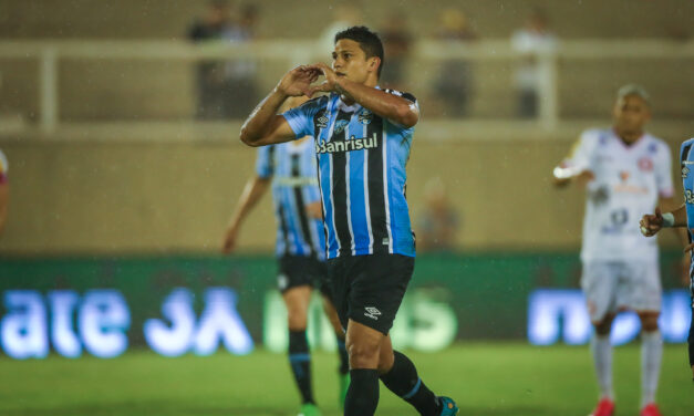 Elkeson se despede do Grêmio através de suas redes sociais
