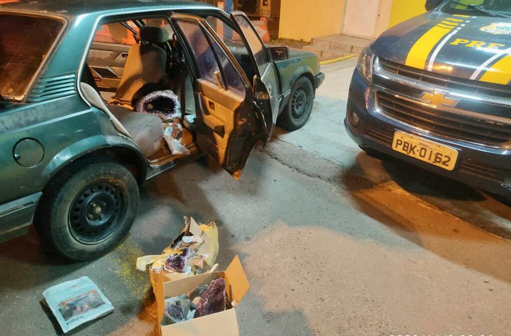 Mais de 300 quilos de pedras preciosas são apreendidas pela PRF