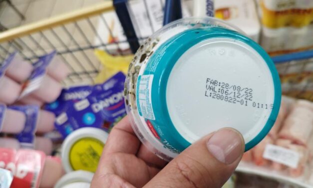 Policia Civil apreende mais de duas toneladas de produtos impróprios para consumo em São Luiz Gonzaga