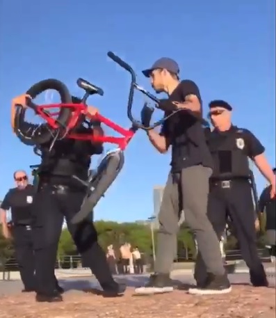 Ciclista denuncia Guarda Municipal por abordagem agressiva em Porto Alegre
