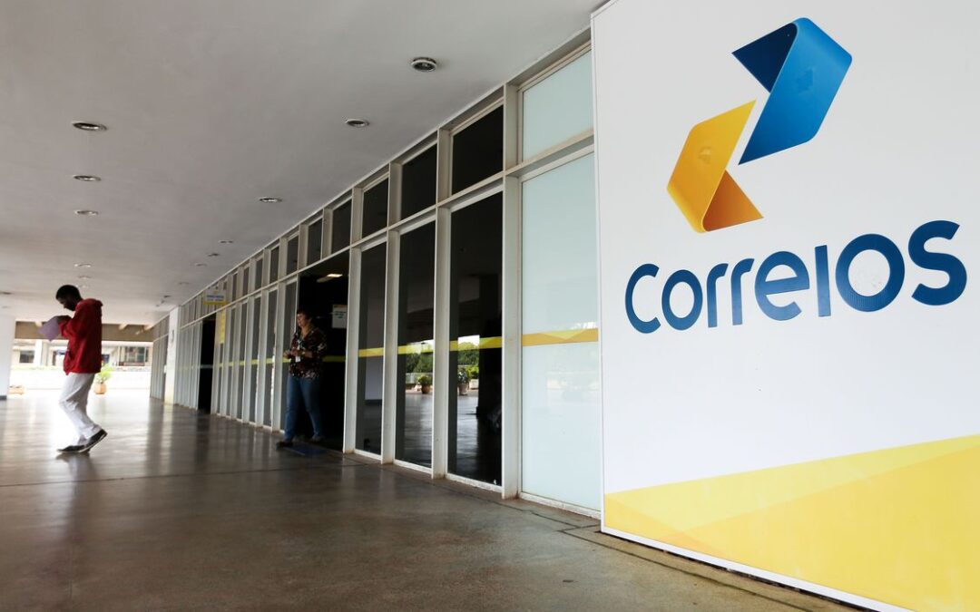 Correios vão leiloar 175 mil bens não entregues aos destinatários
