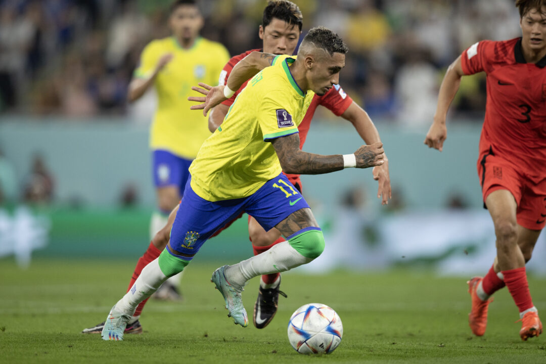 Apesar De Não Ter Marcado Gols, Raphinha é O Jogador Do Brasil Com Mais ...