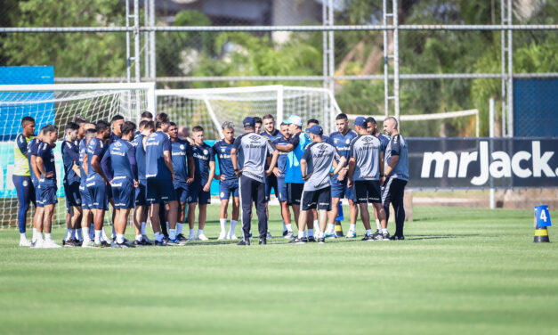 Grêmio tem primeira atividade com bola nesta segunda-feira