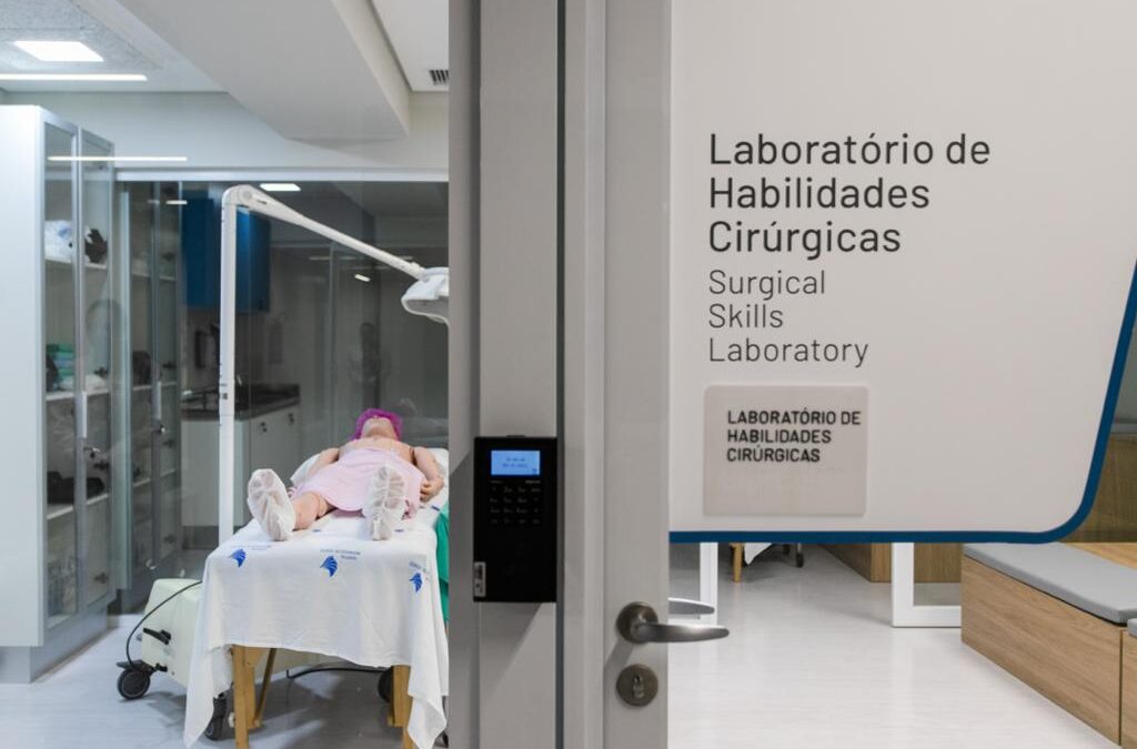 Com investimento superior a R$ 15 milhões, nova sede da Faculdade de Ciências da Saúde do Hospital Moinhos de Vento é inaugurada