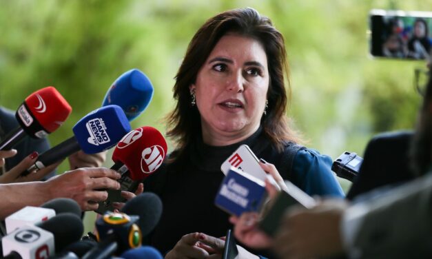 Simone Tebet aceita Ministério do Planejamento
