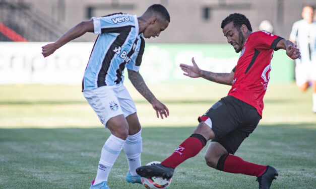 Sem perder para o Xavante há oito anos, Grêmio recebe Brasil de Pelotas na Arena; confira o retrospecto do confronto