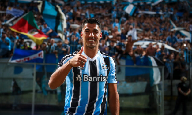 Contratação de Suárez faz explodir venda de camisetas e novos sócios no Grêmio