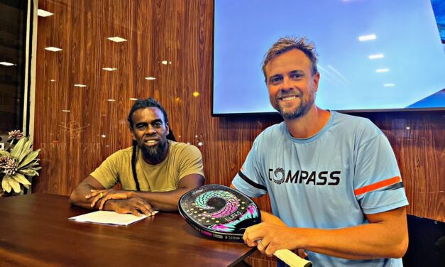 Tinga se torna empresário de Fabrício Neis, destaque do Beach Tennis