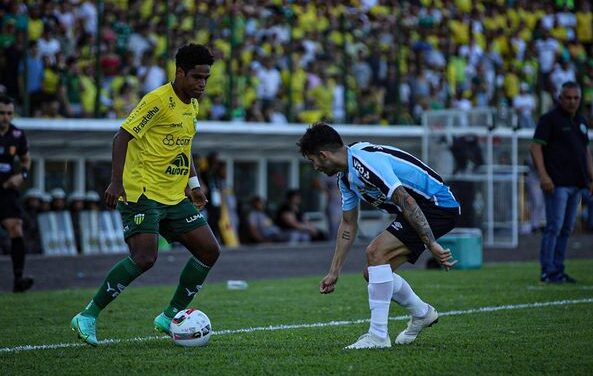 Na Arena, Grêmio enfrenta Ypiranga pelo jogo de volta da semifinal