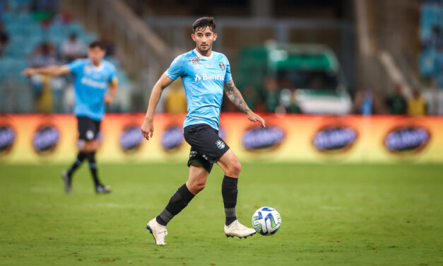 Villasanti é convocado para seleção paraguaia e desfalca o Grêmio no jogo de volta da semifinal