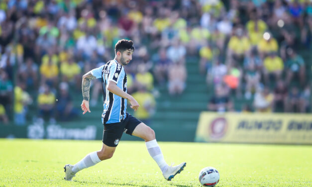 Villasanti e Felipe Carballo retornam ao Grêmio a tempo de disputar a final do Gauchão