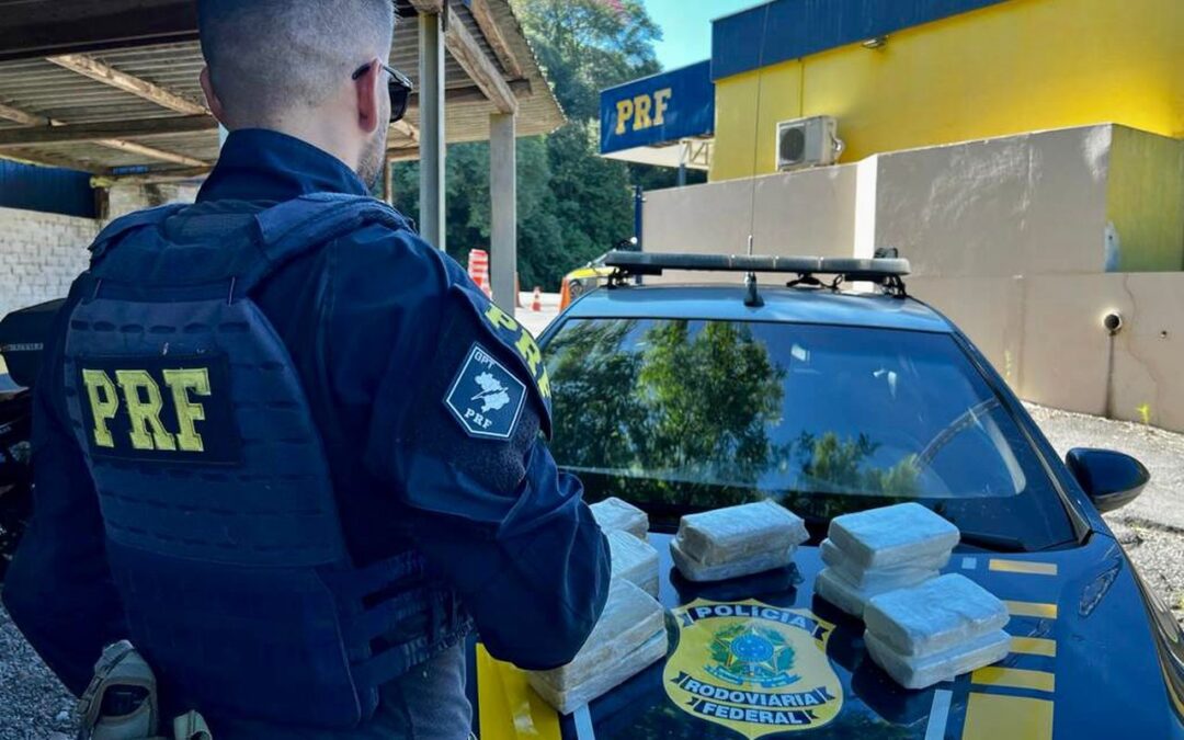 PRF apreende drogas avaliadas em quase R$ 1 milhão em Santa Maria