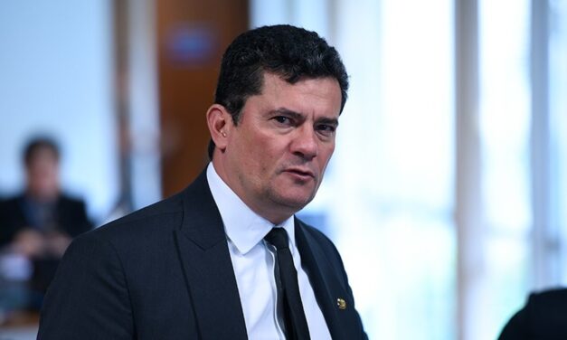 CCJ do Senado adia votação de projeto que impede guarda compartilhada em casos de violência