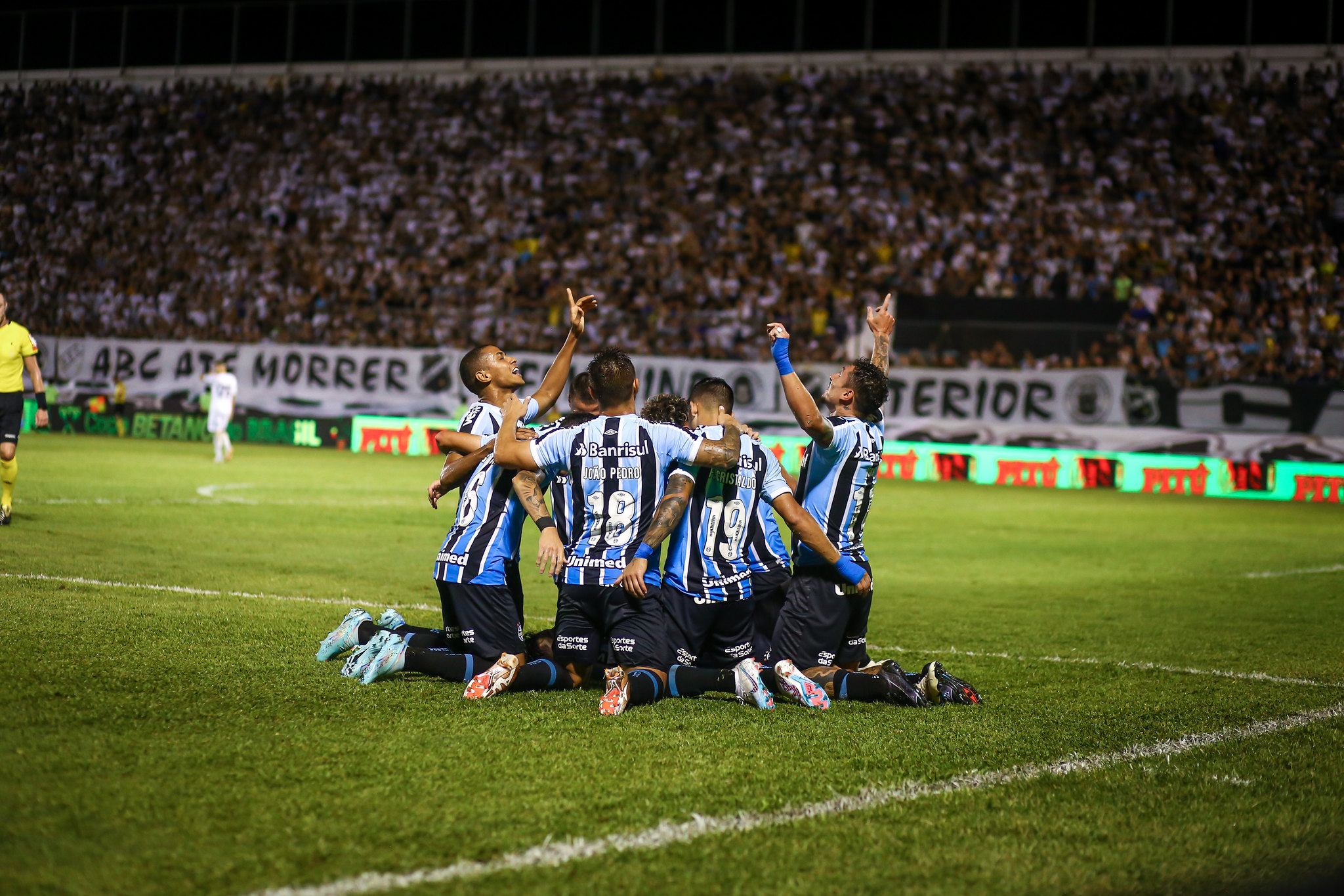 Grêmio vs. [Opponent]: A Clash of Titans on the Football Field