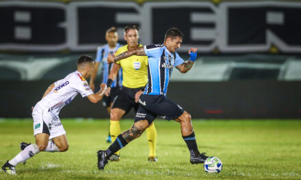 Vina dá assistência em vitória contra o ABC e é destaque
