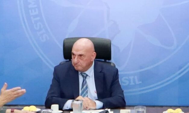 Senadores querem ouvir ex-ministro do GSI sobre 8 de janeiro