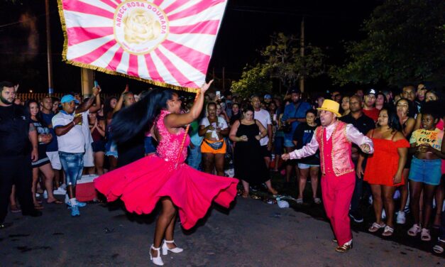 Escolas de samba desfilam neste sábado em Canoas