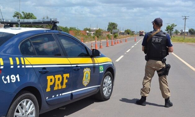 PRF flagra mais de mil motoristas acima da velocidade durante a Operação Tiradentes