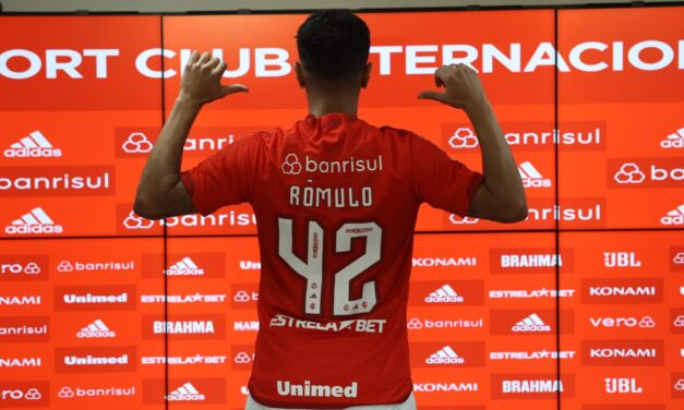 Internacional apresenta seus novos reforços